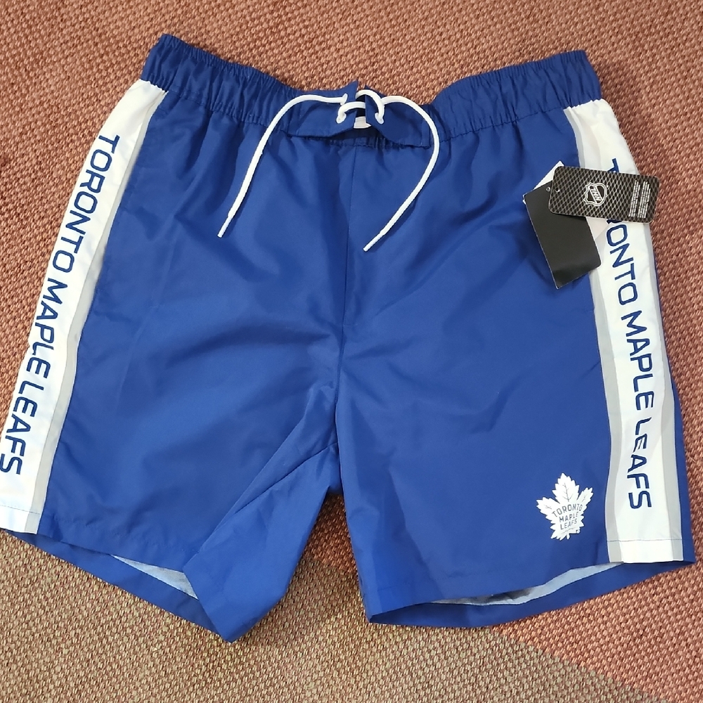 Toronto Maple Leafs shorts size XL New with tags